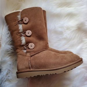 Uggs size 3